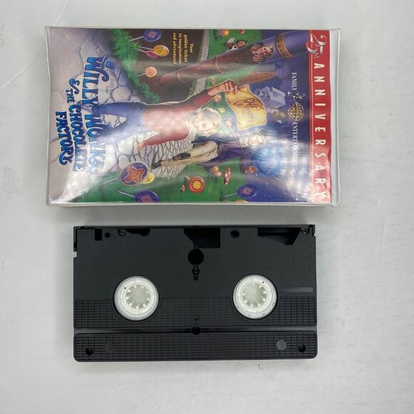 Vintage Willy Wonka & The Chocolate Factory 25th Anniversary VHS Tape Clamshell - Picture 8 of 8